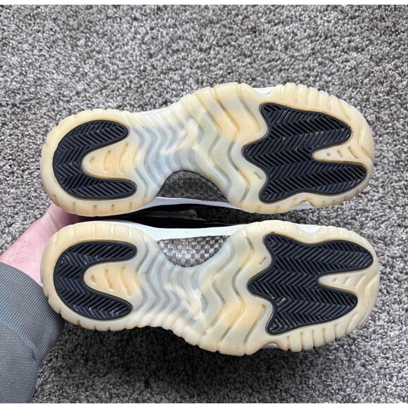 Nike Air Jordan 11 Retro Gratitude Defining Moments Size 6.5 Youth (8 Women’s) - Picture 5 of 7